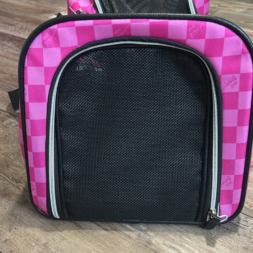 NWT Betsey Johnson Pink Checkered Pet Dog Cat Carrier